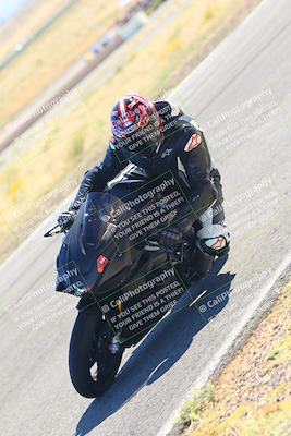 media/Oct-15-2023-TrackXperience (Sun) [[85198ff50b]]/Group 3/session 4 turn 3/